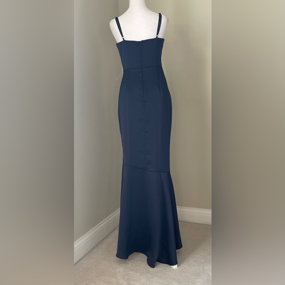 Xscape NWOT Women's Satin Fun Side Ruffle Navy Elegant Dress Size 10 - Picture 6 of 7
